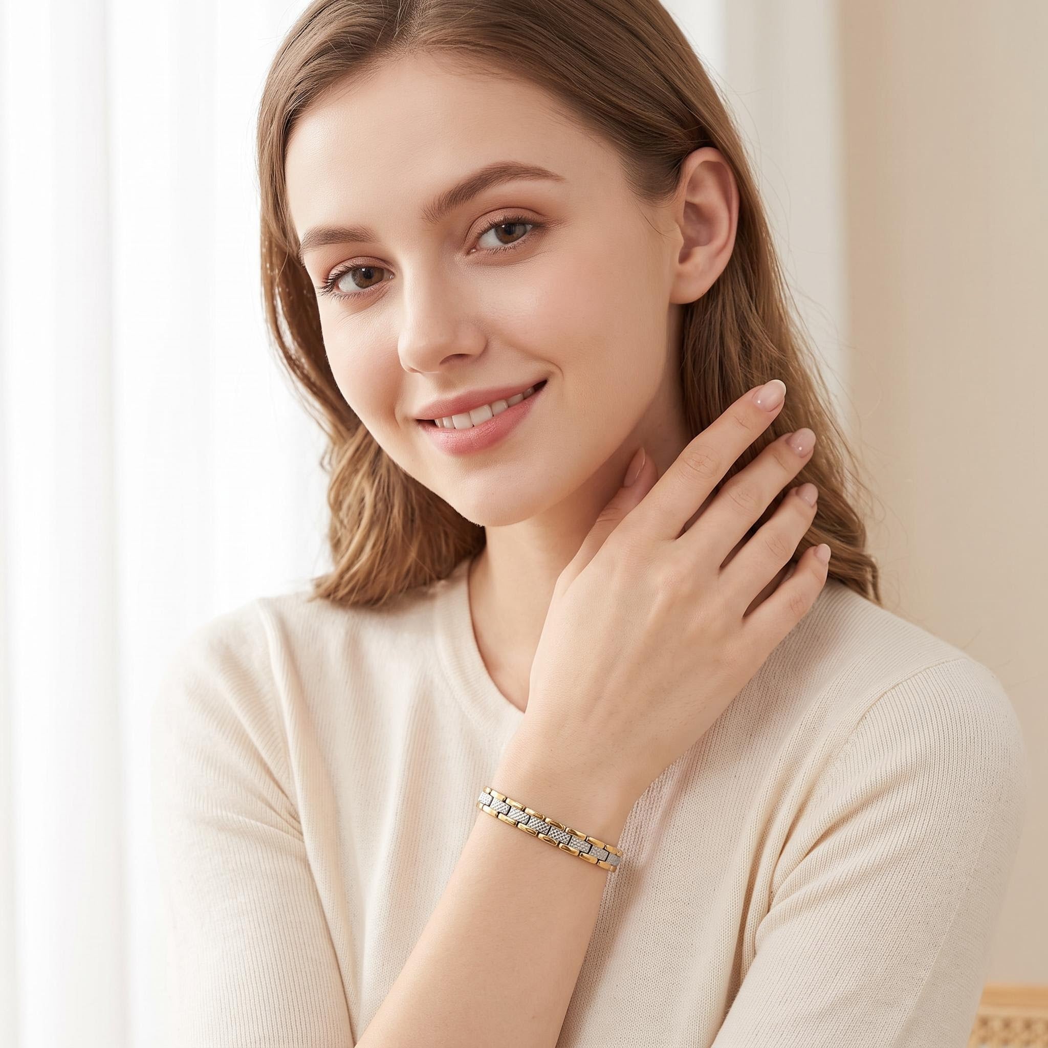 Silver stainless steel magnetic bracelet with 24 x 3500 Gauss magnets