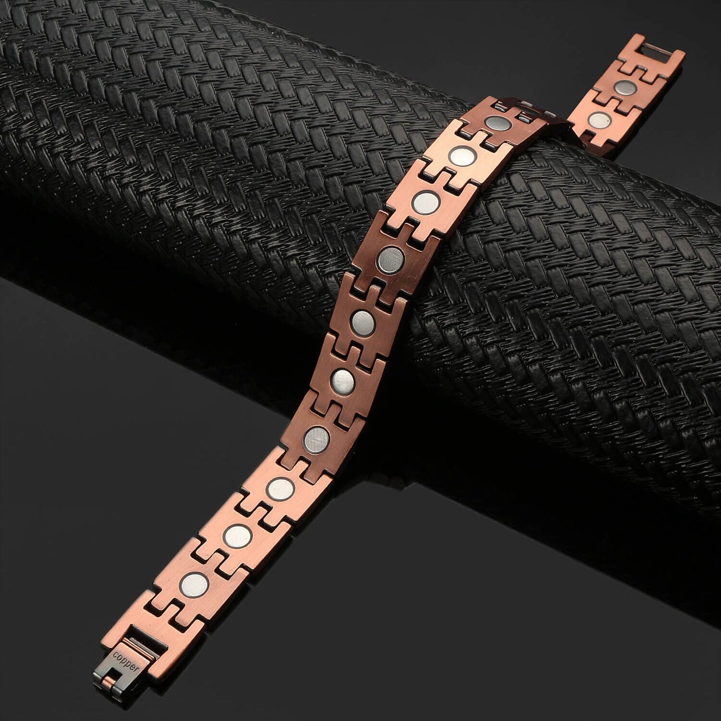 Melchior Jewellery rose gold copper link ultra strength magnetic bracelet for men with round magnetic insets