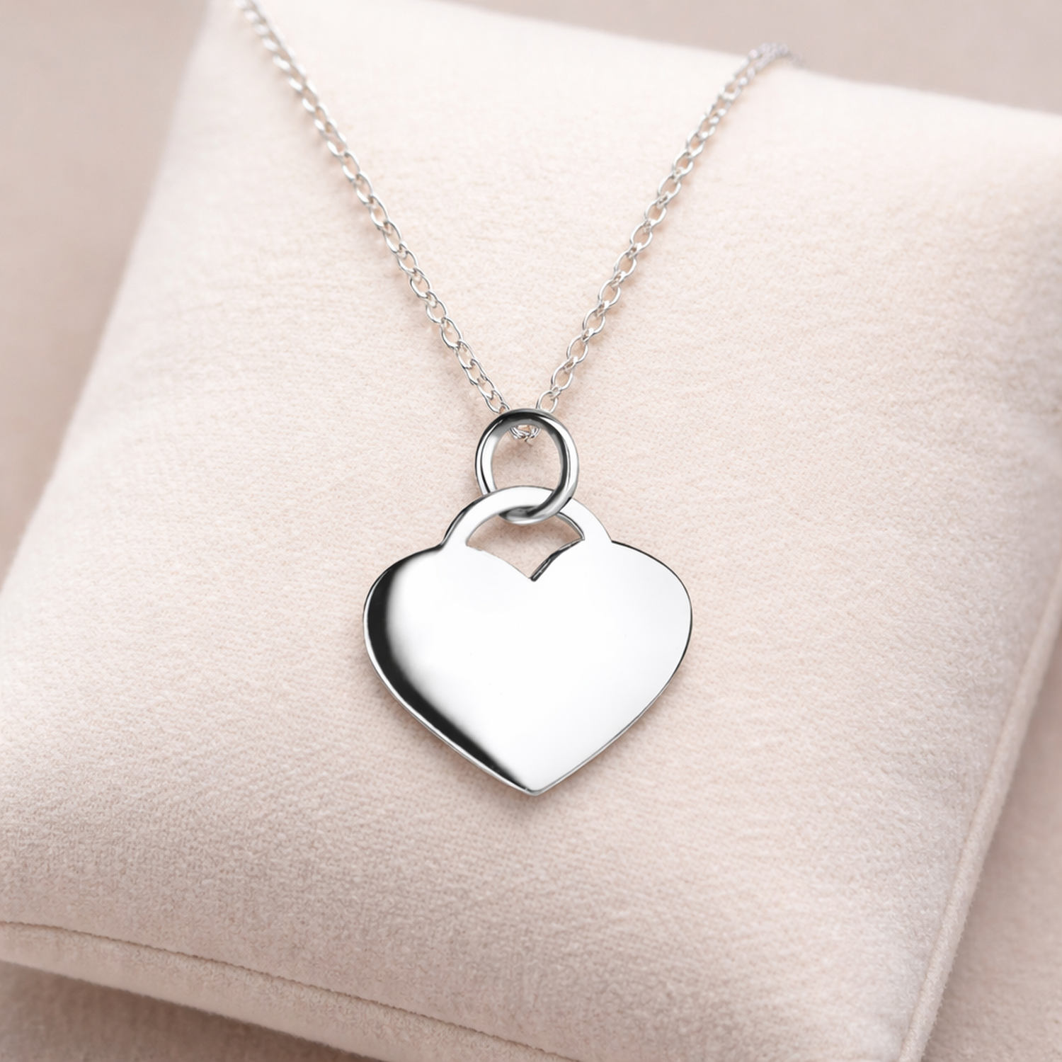 Melchior Jewellery plain flat heart necklace for woman in polished silver on delicate chain