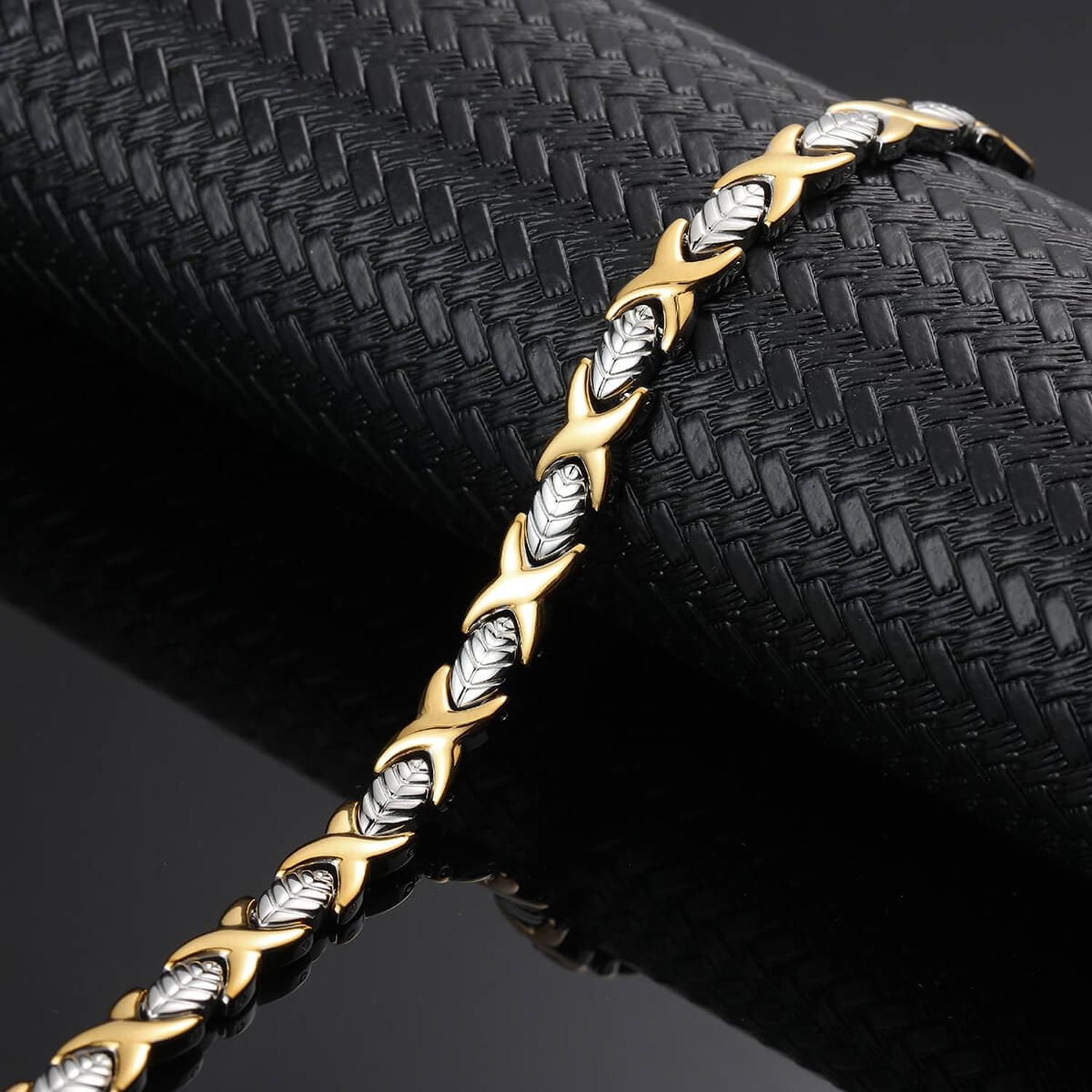 Melchior Jewellery 4in1 healing magnetic bracelet featuring gold and silver links with magnetic properties